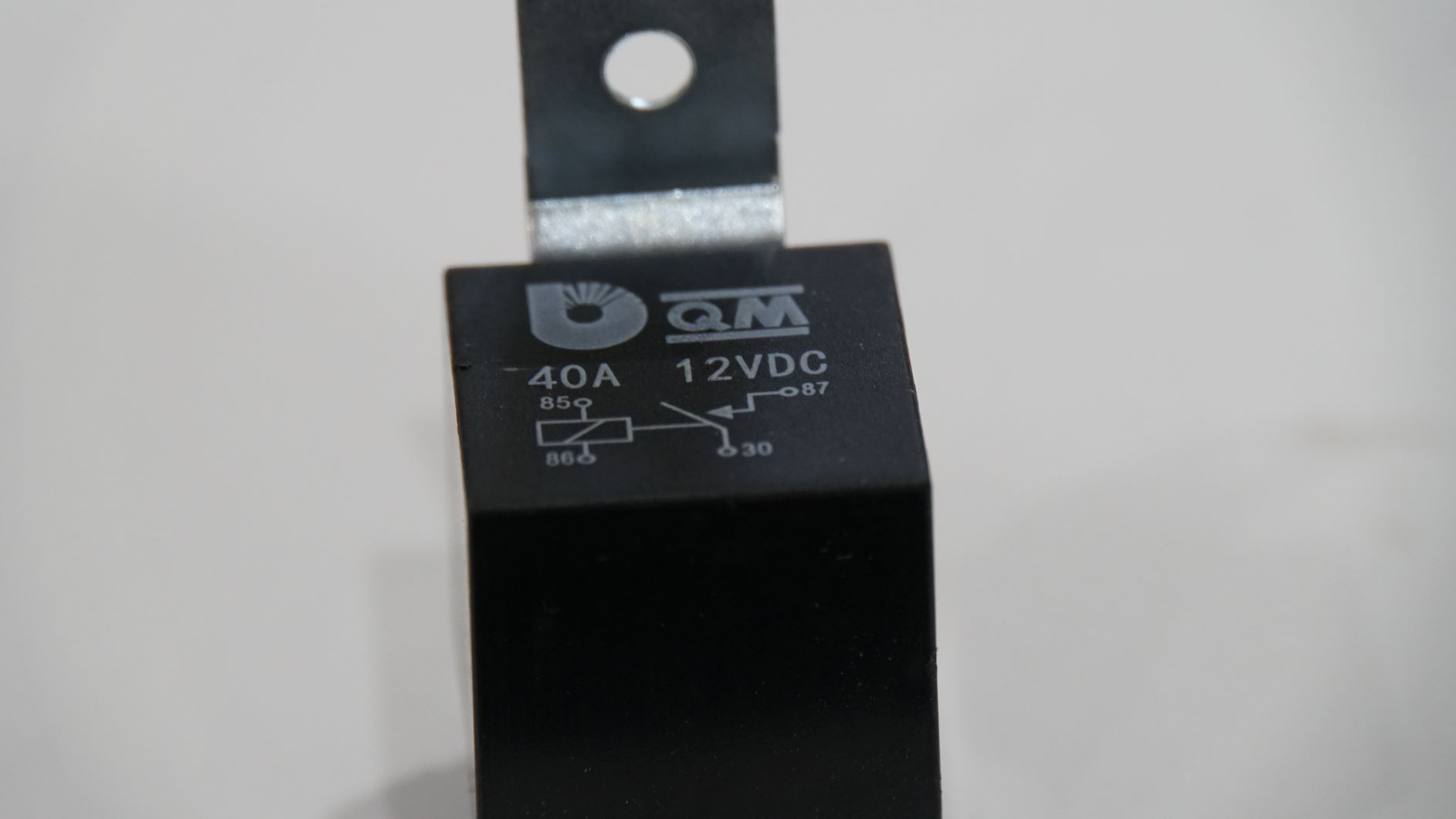 Relay 12V Single Pole Single Throw SPST 4 Pin Sealed 40 Amp